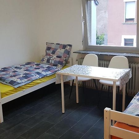 Handwerker Unterkunft Monteurzimmer Mit Gemeinschaftsbad In Brebach Saarbrücken Zewnętrze zdjęcie