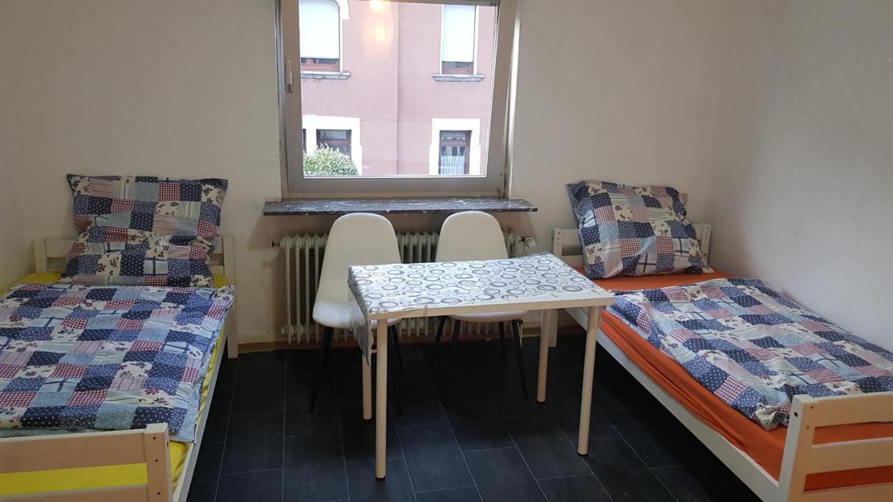 Handwerker Unterkunft Monteurzimmer Mit Gemeinschaftsbad In Brebach Saarbrücken Zewnętrze zdjęcie
